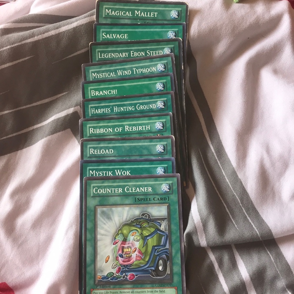 95 1st Edition Spell, Magic, Monster, & Trap Cards